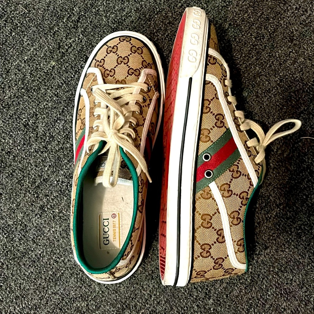 Men’s Gucci tennis shoes